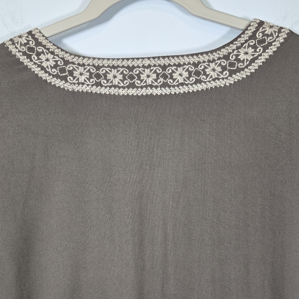 Chelsea & Theodore Embroidered Bohemian Top Womens Size Medium Green Boho Blouse - Picture 6 of 12